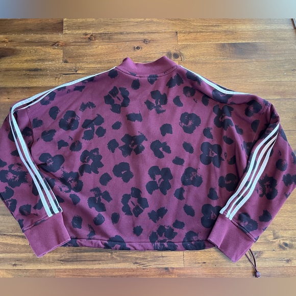 ADIDAS Burgundy Crop Leopard Sweatshirt Top Women’s L - Picture 4 of 7